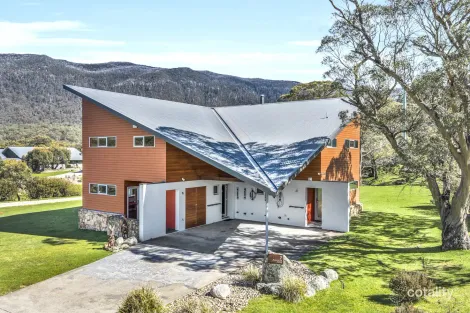Property photo of 7 Bullocks Drive Crackenback NSW 2627