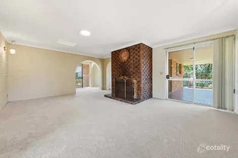 Property photo of 4 Arran Court Strathpine QLD 4500
