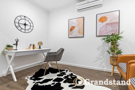 Property photo of 8 Gwenda Street Box Hill South VIC 3128