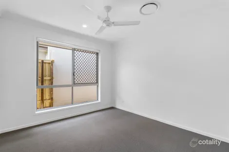 Property photo of 6 Explorers Road White Rock QLD 4306