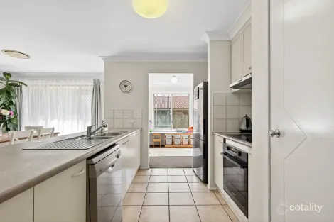 Property photo of 16 Springer Place Bracken Ridge QLD 4017