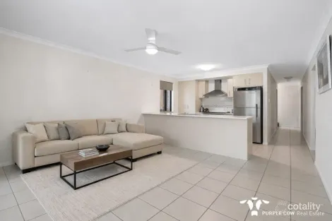 Property photo of 5 Mapleton Springfield Lakes QLD 4300