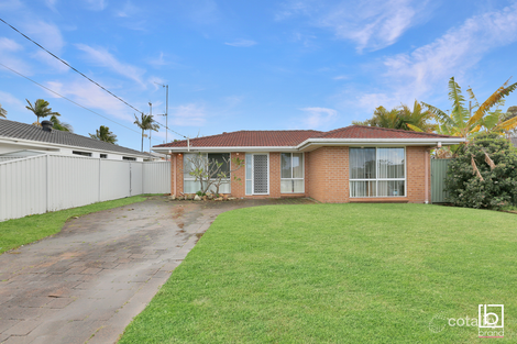 4 Gorokan Dr, Lake Haven, NSW 2263