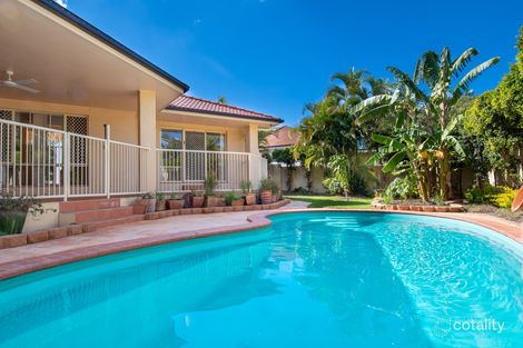 Property photo of 16 Nottinghill Gate Drive Arundel QLD 4214
