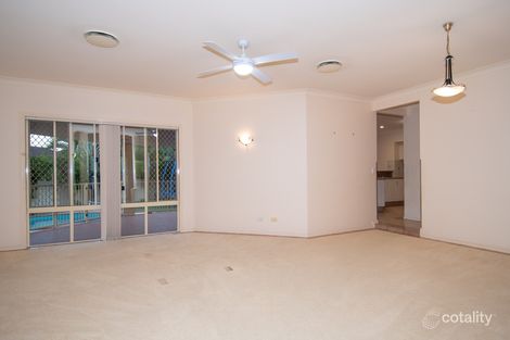 Property photo of 16 Nottinghill Gate Drive Arundel QLD 4214