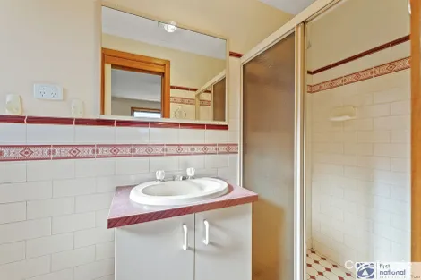 Property photo of 16 Walker Place Yass NSW 2582