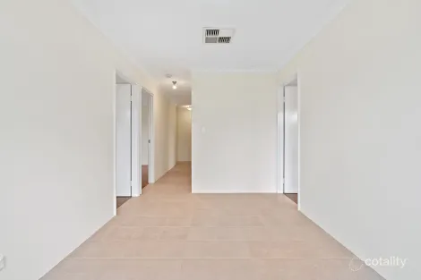 Property photo of 132 Countess Circuit South Yunderup WA 6208