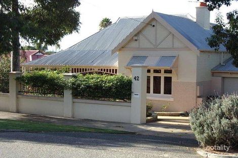 42 Leonard St, Victoria Park, WA 6100