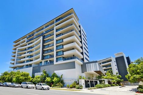 Property photo of 43 Harbour Town Drive Biggera Waters QLD 4216