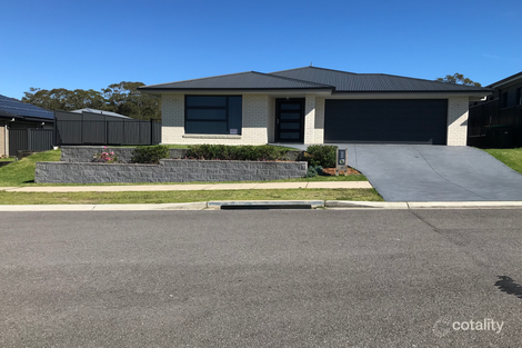 Property photo of 6 Rosewater Close Gwandalan NSW 2259