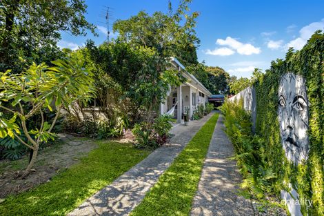 Property photo of 426 Severin Street Parramatta Park QLD 4870