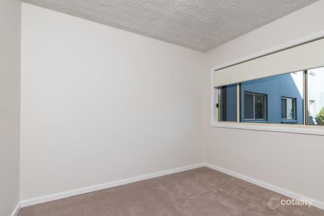 Property photo of 2/15 Barnhill Road Terrigal NSW 2260
