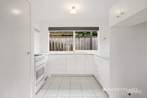 Property photo of 131 First Avenue Rosebud VIC 3939