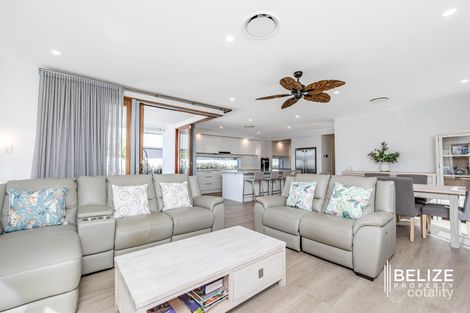 Property photo of 38 Paradise Parade Jacobs Well QLD 4208