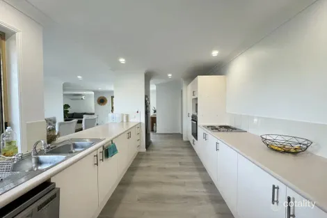 Property photo of 130 Mattocks Road Burleigh Waters QLD 4220