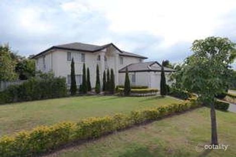 70 Jason St, Sinnamon Park, QLD 4073