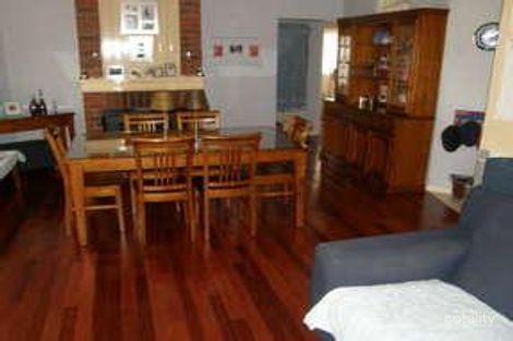 Property photo of 4 Kemp Place Sunbury VIC 3429