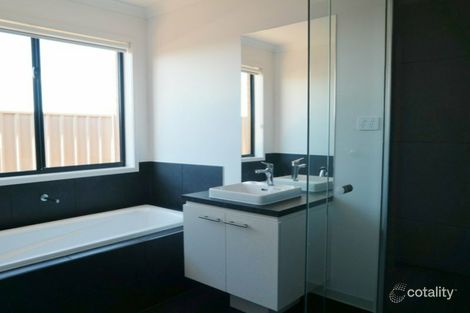 Property photo of 40 Grevillea Street Echuca VIC 3564