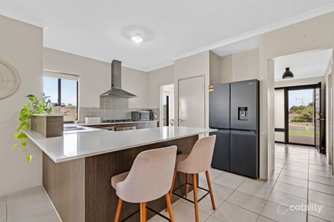 Property photo of 4B Hatfield Way Millbridge WA 6232