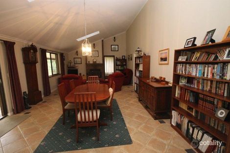 Property photo of 8 Stanton Way Leschenault WA 6233