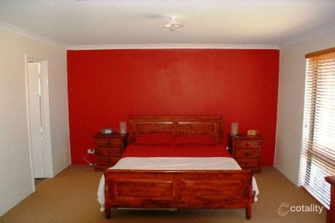 Property photo of 54 Crosthwait Circle Tapping WA 6065