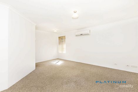 Property photo of 9 Dauphine Place Joondalup WA 6027
