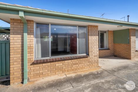 1/2 Evelyn St, Wendouree, VIC 3355