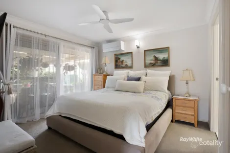 Property photo of 36 Jonquil Circuit Flinders View QLD 4305