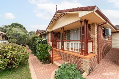 4/33 Stuart St, Helensburgh, NSW 2508