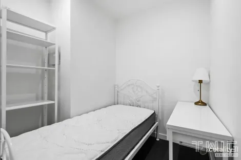 Property photo of 1403/139 Bourke Street Melbourne VIC 3000