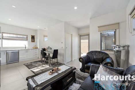 Property photo of 2/15 Compton Street Reservoir VIC 3073