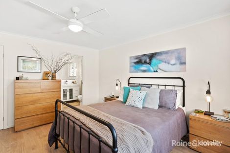 Property photo of 37 Matong Drive Ocean Shores NSW 2483