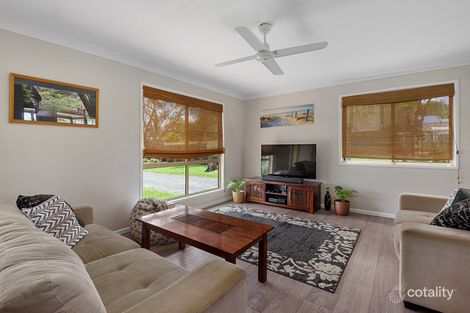 Property photo of 8 Claire-Lee Crescent Kingsthorpe QLD 4400