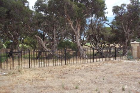 Property photo of 16 Indooroopilly Crescent Dunsborough WA 6281