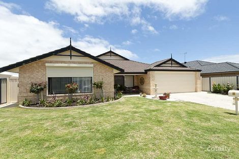 36 Pineknoll Gdns, Meadow Springs, WA 6210