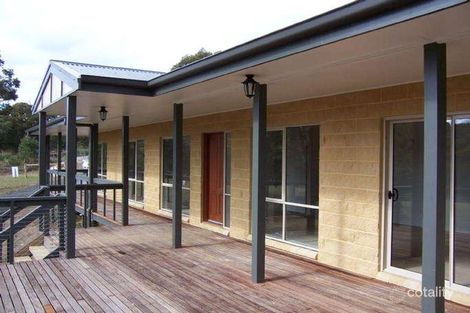 11 Grey Rd, Mirboo North, VIC 3871