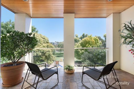 Property photo of 2/91A Grange Road Toorak VIC 3142