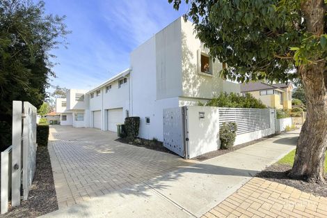 Property photo of 3/76 Gladstone Road Rivervale WA 6103