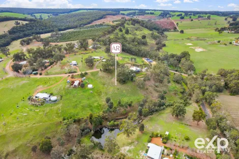 Property photo of 27 Yarri Brow Kangaroo Gully WA 6255