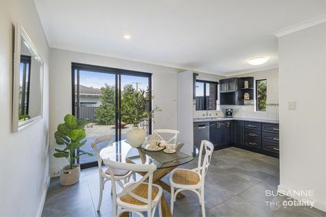 Property photo of 34 Hunter Drive Lesmurdie WA 6076
