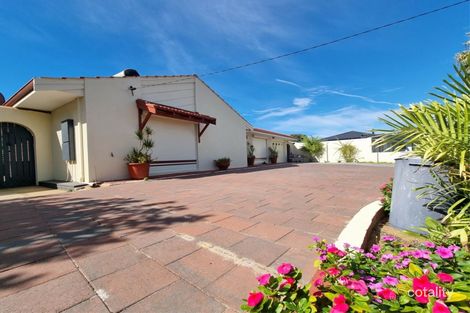 Property photo of 23 Bickner Way Parmelia WA 6167