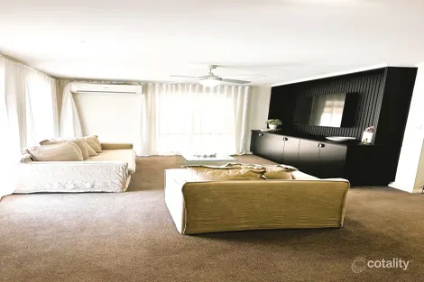 3 SANDERS ST, GRIFFITH, NSW 2680