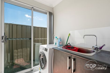 Property photo of 1/12 Henderson Place High Wycombe WA 6057