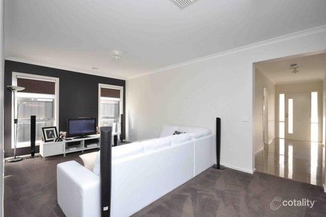 Property photo of 21 Cradle Mountain Drive Craigieburn VIC 3064