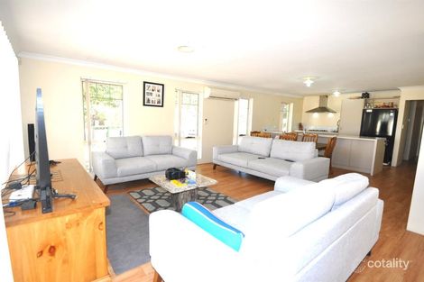 Property photo of 395 Kew Street Cloverdale WA 6105