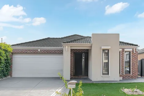 Property photo of 15 Allerton Way Roxburgh Park VIC 3064