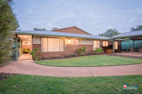 Property photo of 7 Brook Place Kelmscott WA 6111
