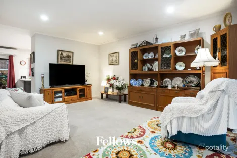 Property photo of 4/120 Ahern Road Pakenham VIC 3810