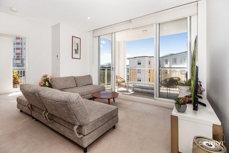 Property photo of 313/17 Woodlands Avenue Breakfast Point NSW 2137