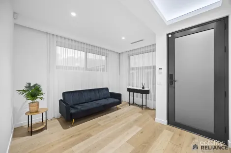 Property photo of 2 Mattina Circuit Greenvale VIC 3059